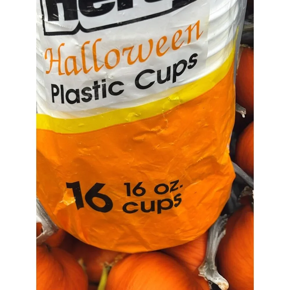 Vintage 1990 Hefty Halloween Plastic Cups 16 - 16 oz cup sealed new